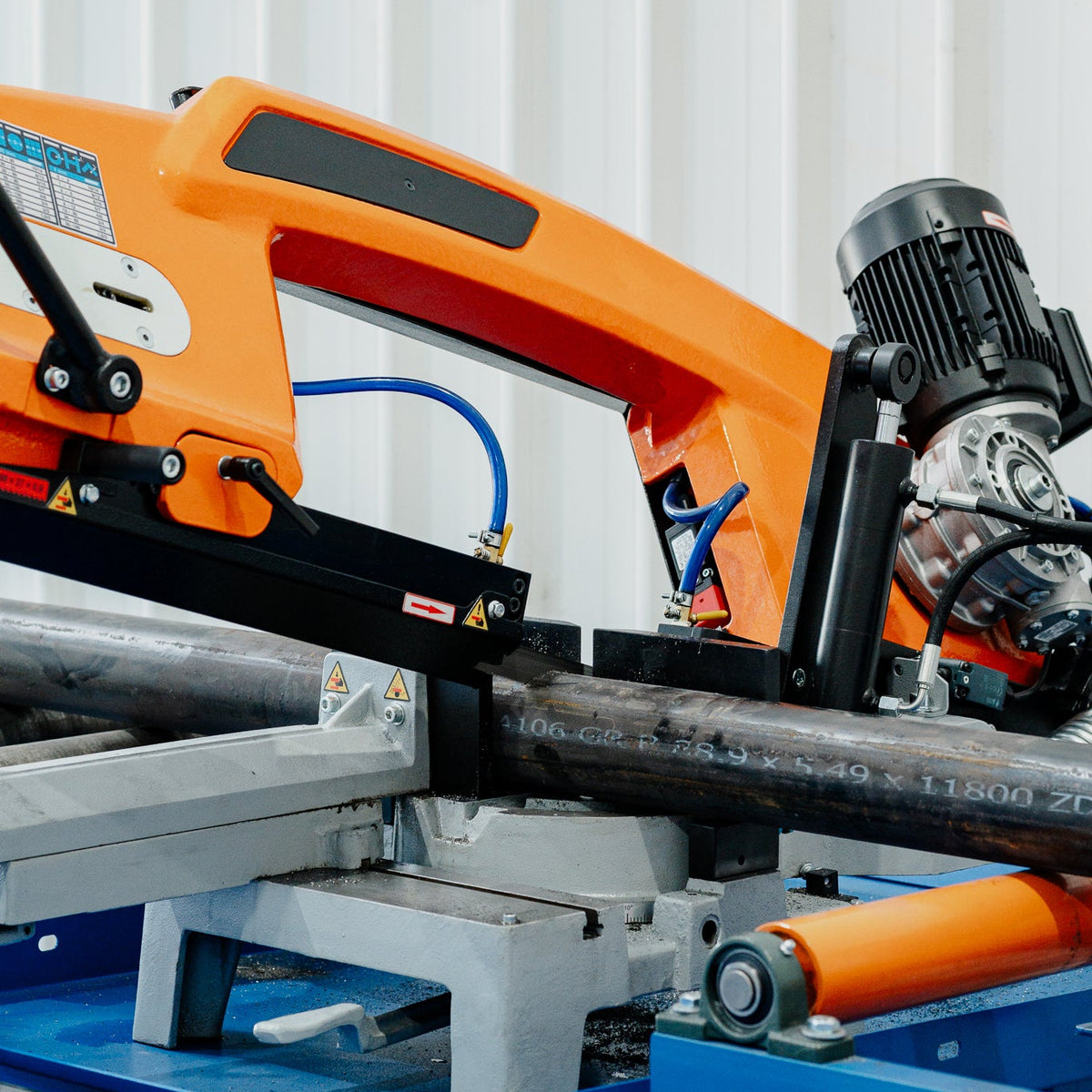 Gravity-Downfeed Bandsaws